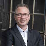 Oliver Jung